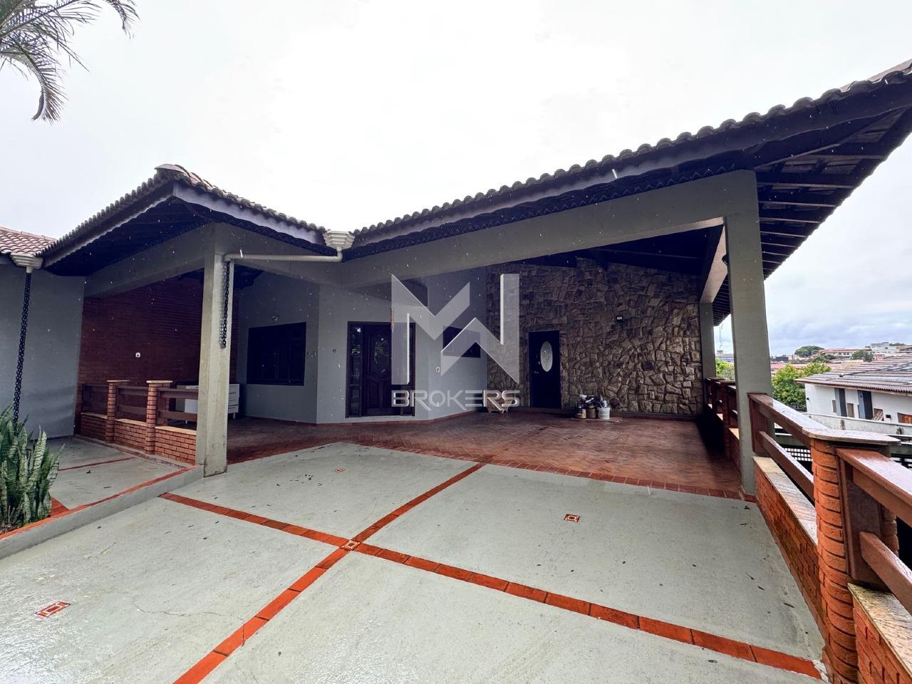 Casa em Condomínio para aluguel no Vista Alegre: garagem