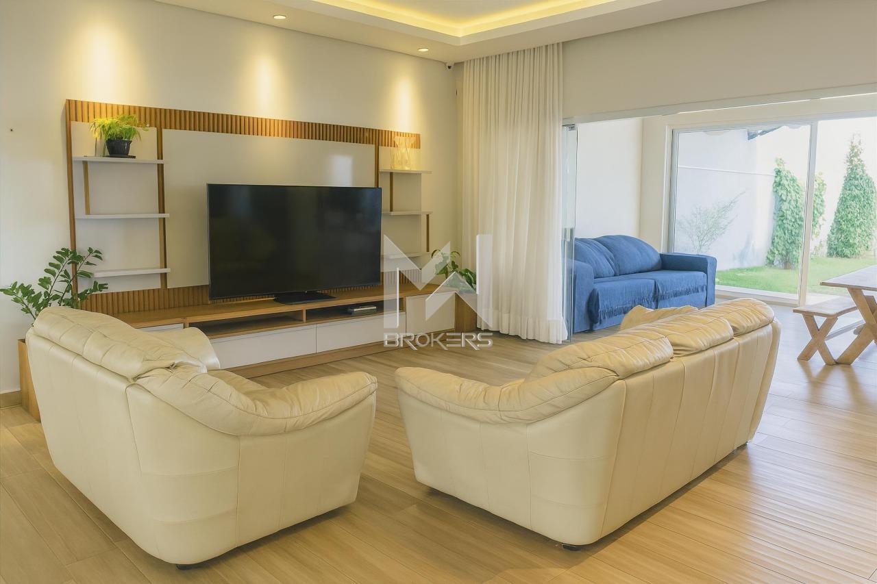 Casa em Condomínio à venda no Roncáglia: salas