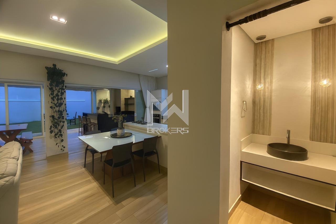 Casa em Condomínio à venda no Roncáglia: lavabo