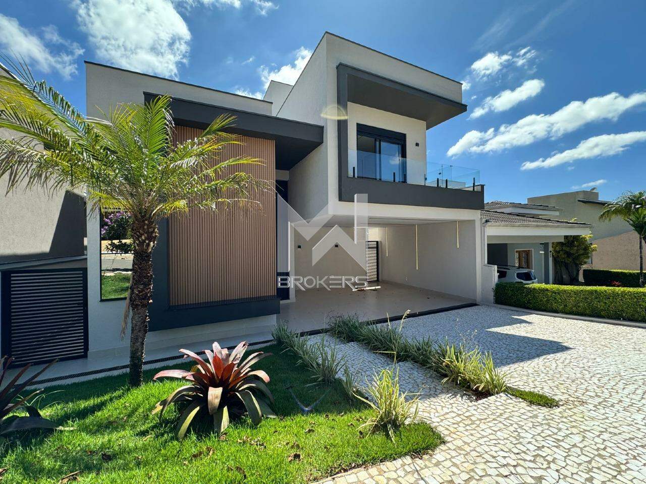Casa em Condomínio à venda no Nações: fachada