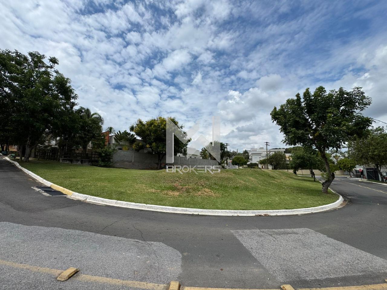 Terreno à venda no Bosque: terreno