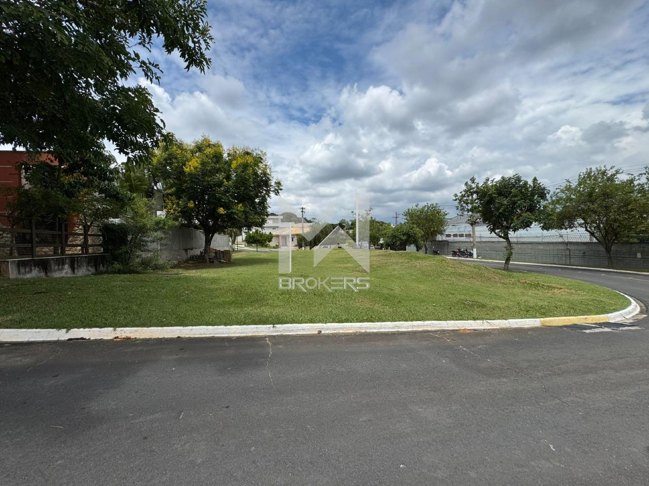 Terreno à venda no Bosque: terreno