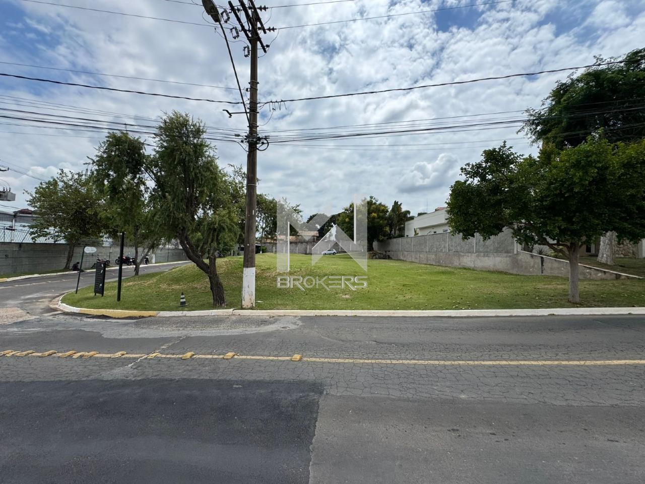 Terreno à venda no Bosque: terreno