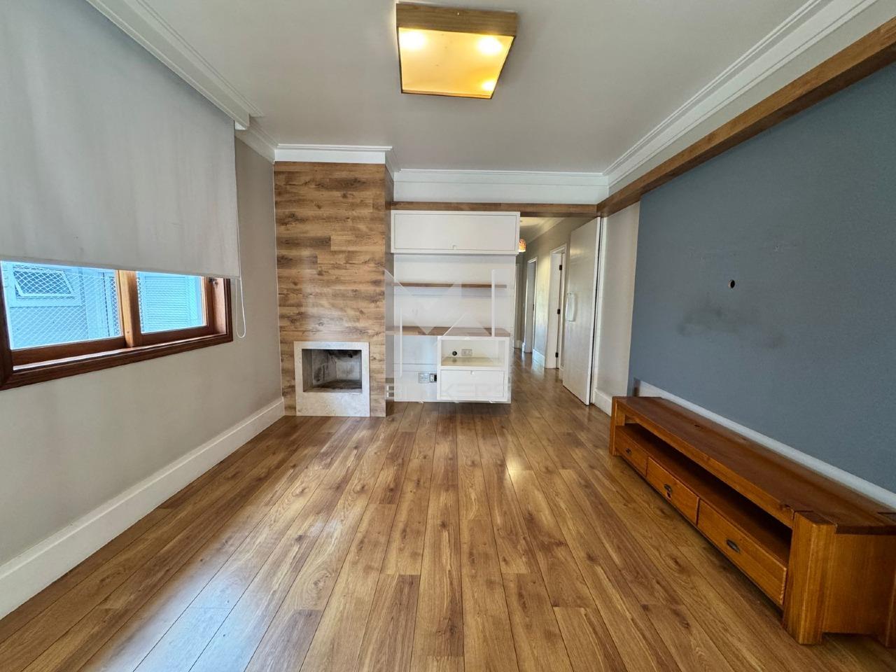 Casa em Condomínio para aluguel no Chácaras Alpina: salas