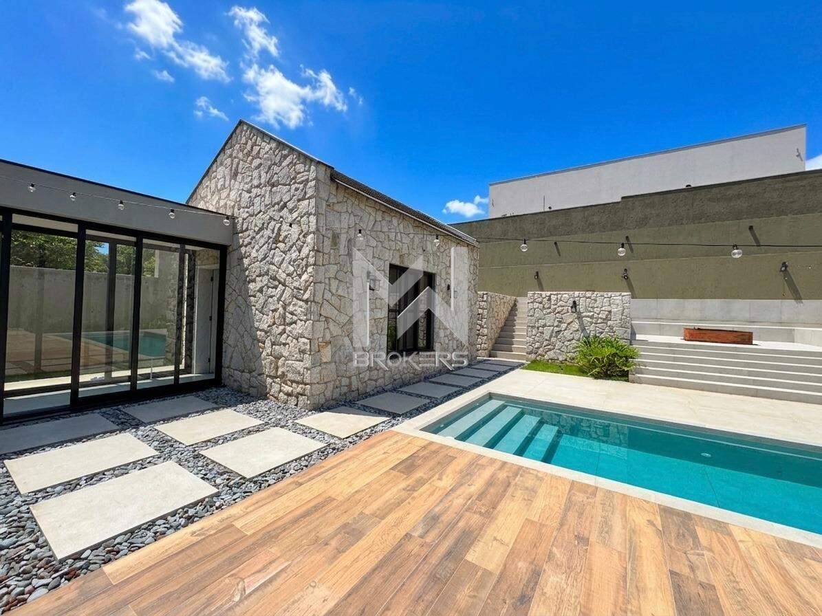 Casa em Condomínio à venda no Condomínio Villagio Paradiso: Piscina