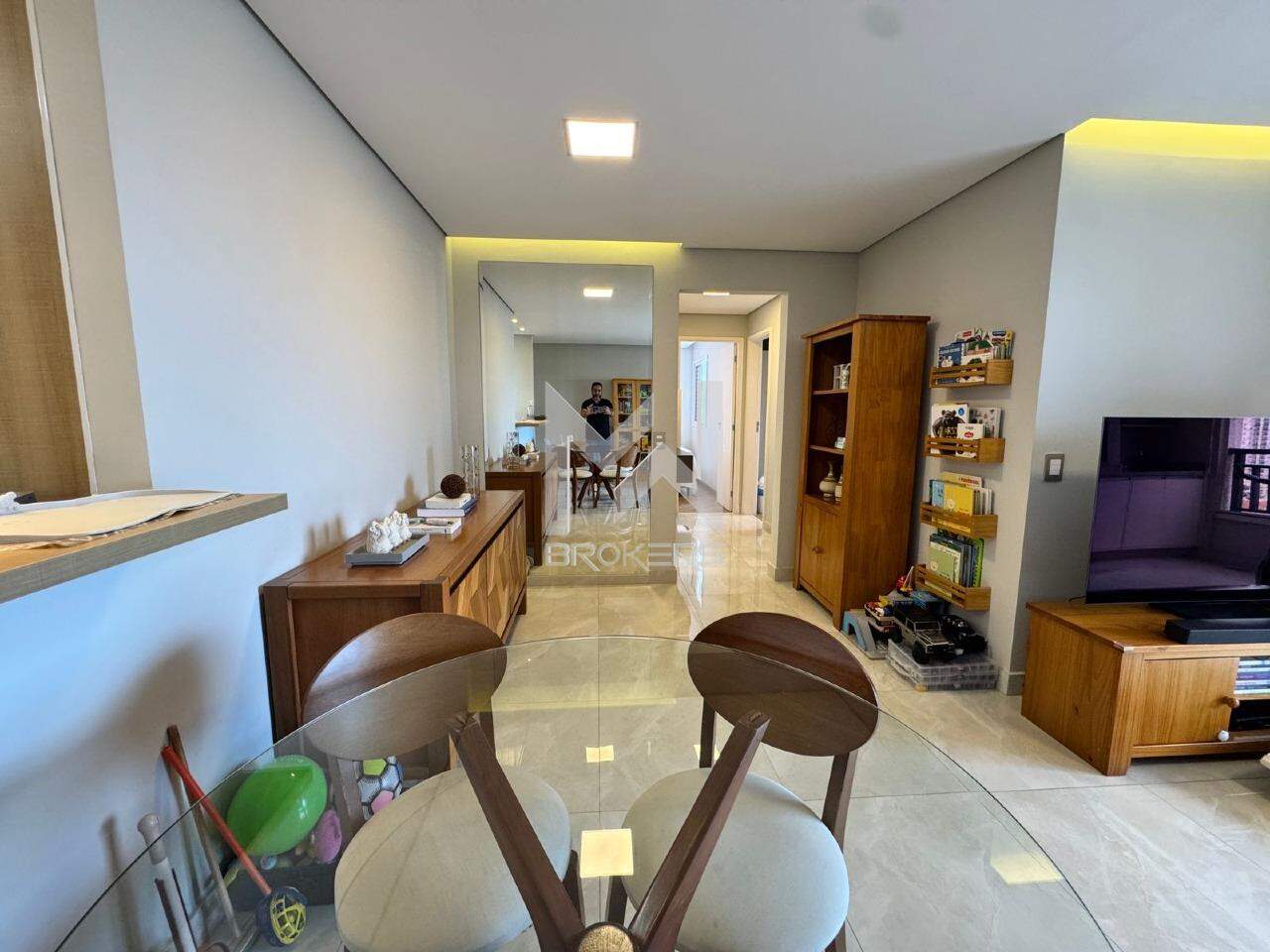 Apartamento à venda no Vila Guarani: 