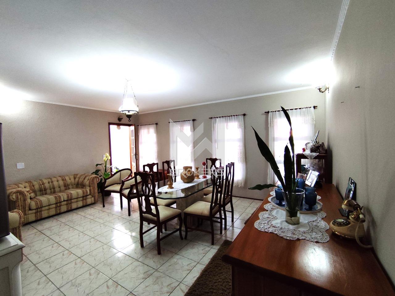 Casa à venda no Jardim Itália: 