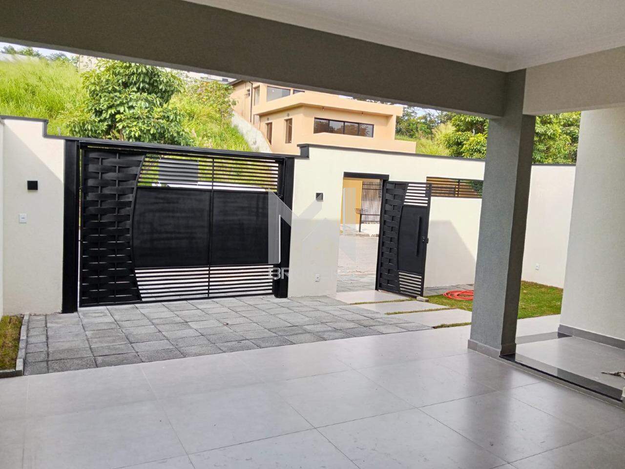 Casa à venda no Bosque: Garagem