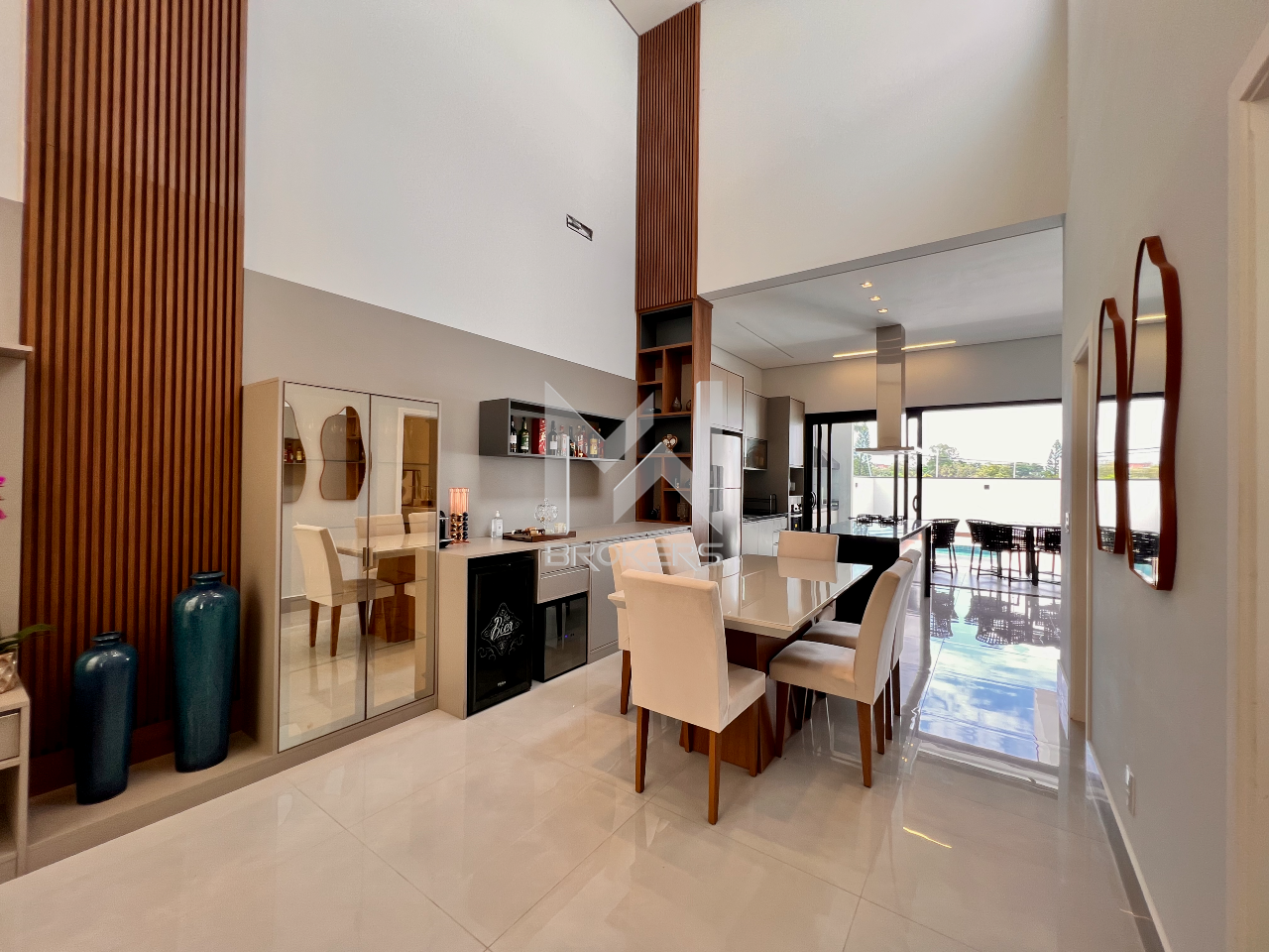 Casa em Condomínio à venda no Residencial Mont Alcino: 