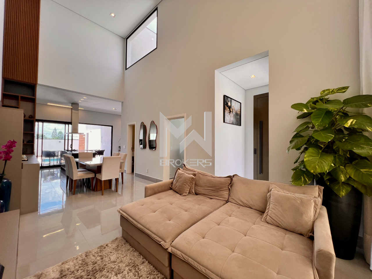 Casa em Condomínio à venda no Residencial Mont Alcino: 