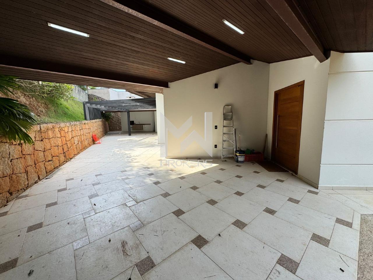 Casa em Condomínio para aluguel no Residencial Delle Stelle: garagem coberta