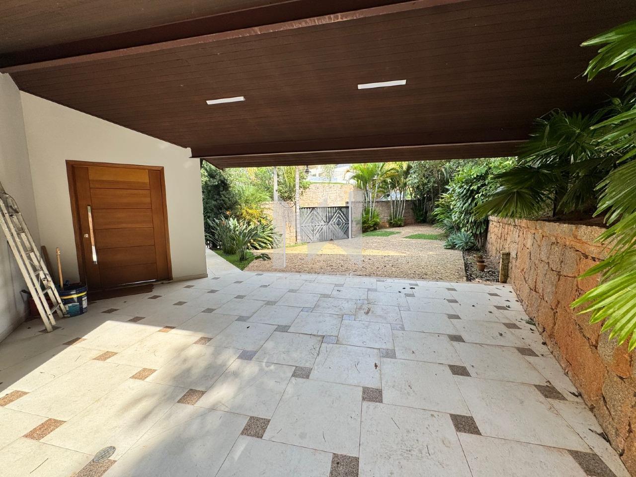 Casa em Condomínio para aluguel no Residencial Delle Stelle: garagem coberta