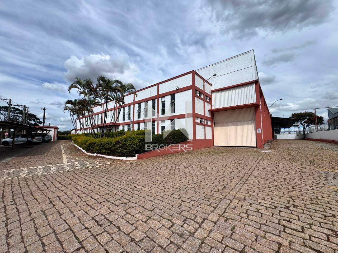 Galpão para aluguel no Macuco: 