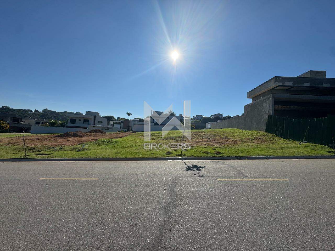 Terreno à venda no Santa Cândida: Vista Frente