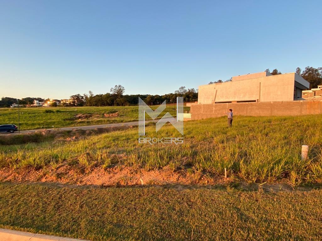 Terreno à venda no Santa Cândida: 