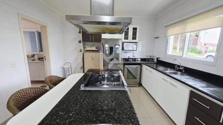 Casa em Condomínio à venda no Condomínio Marambaia: Cozinha