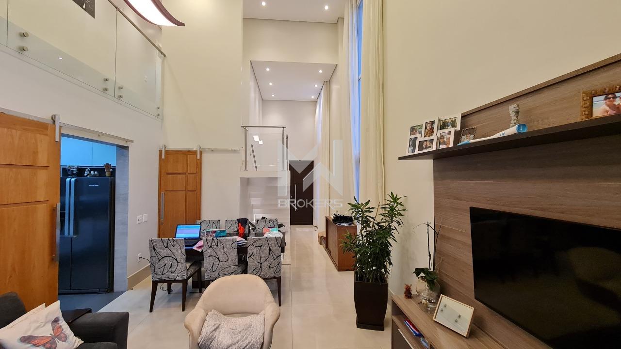 Casa em Condomínio à venda no Pinheirinho: 