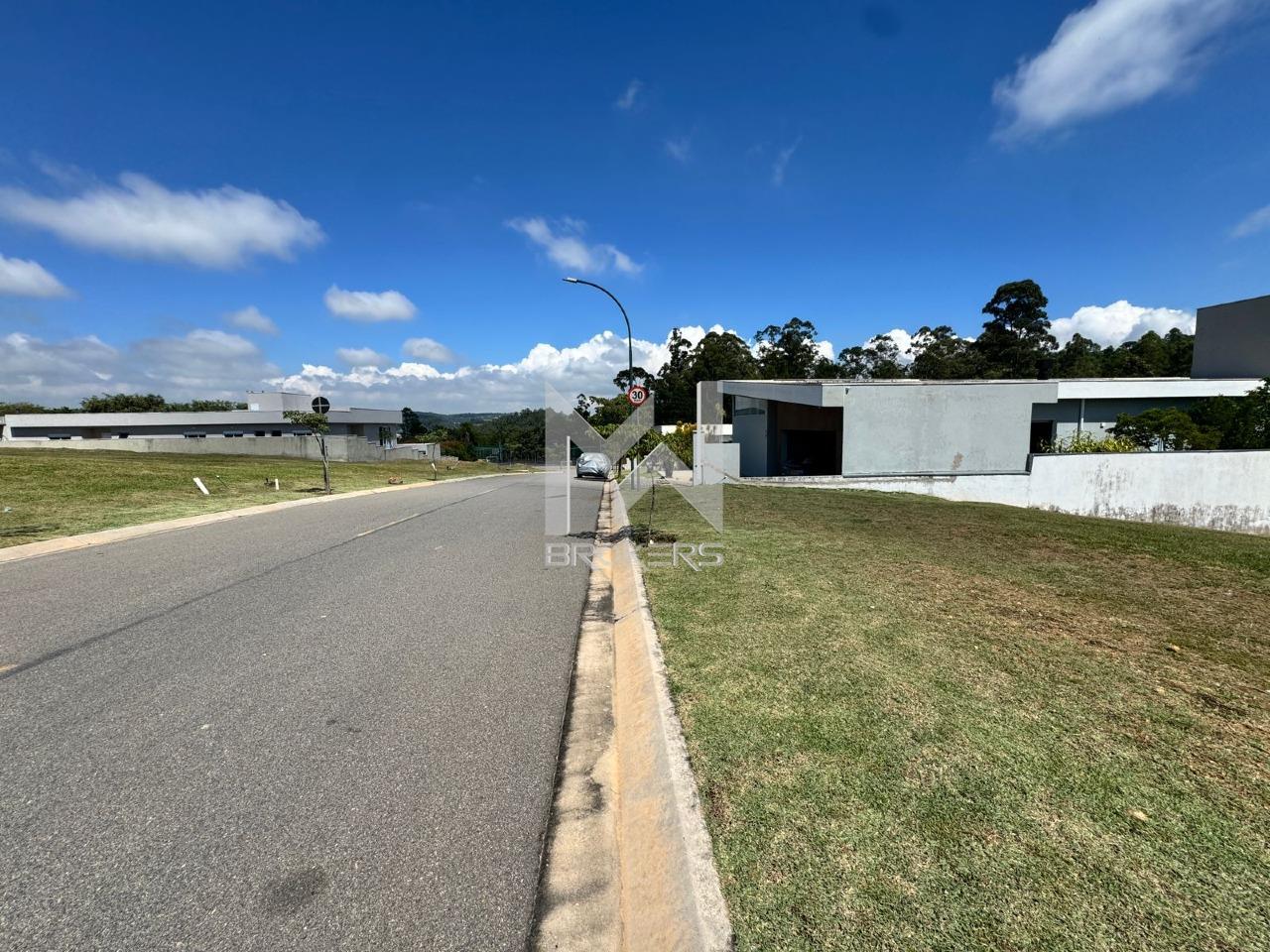 Lote/Terreno à venda no Santa Cândida: terreno