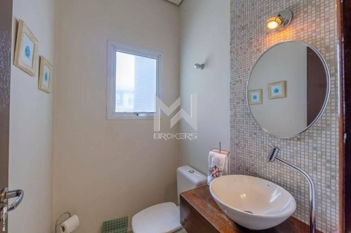 Casa em Condomínio à venda no Condominio Villaggio Capriccio: lavabo