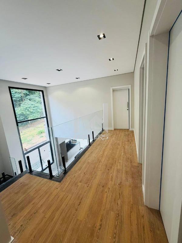 Casa em Condomínio à venda no Residencial Jatobás: 