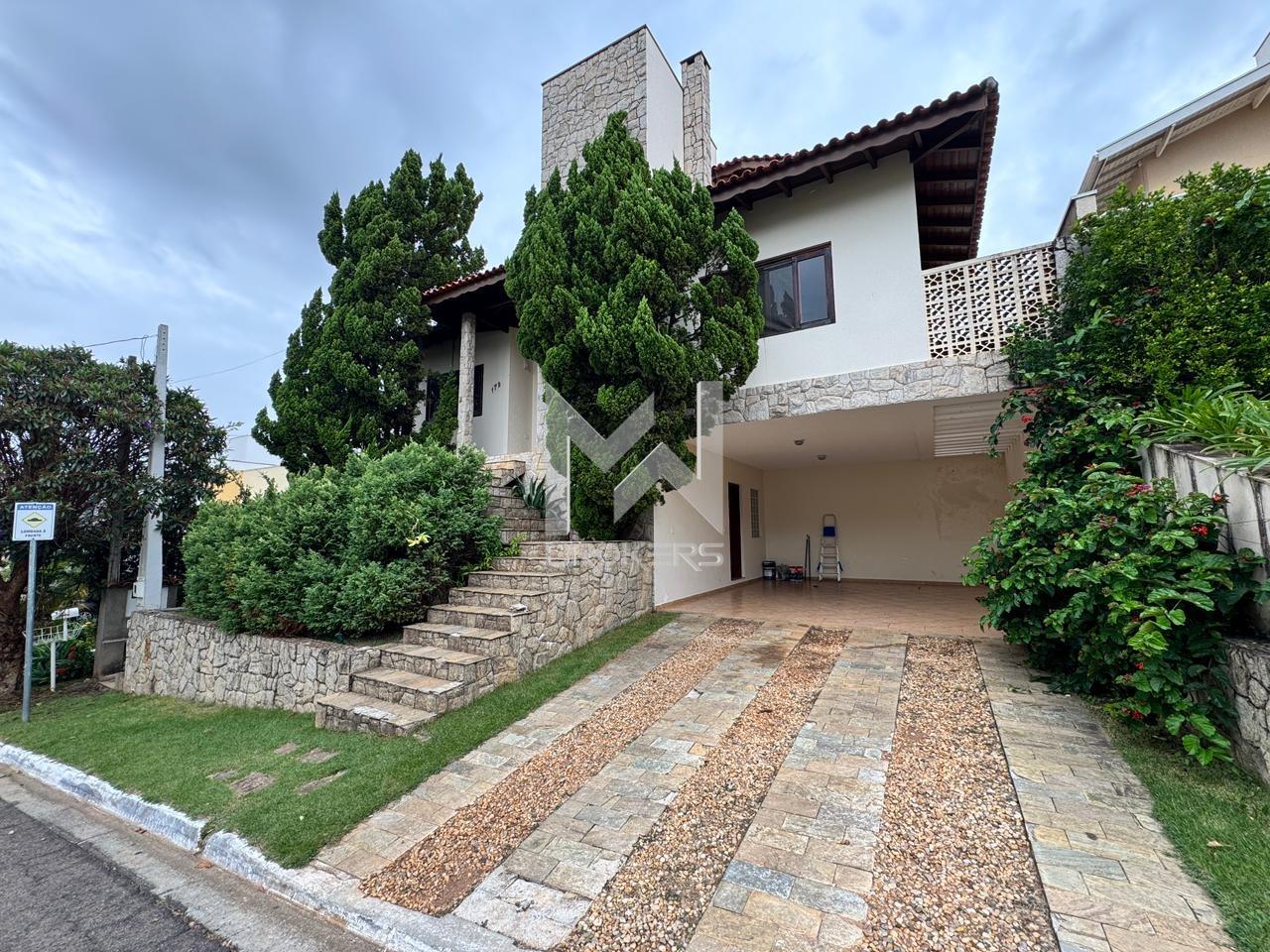 Casa em Condomínio para aluguel no Villaggio Capríccio: Fachada