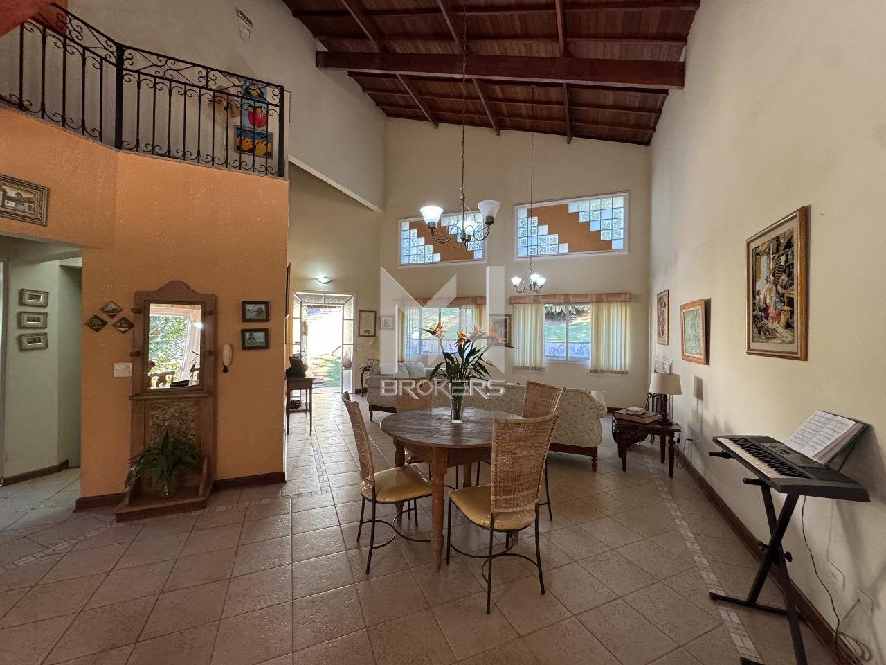 Casa em Condomínio à venda no Parque da Fazenda: Sala de Estar