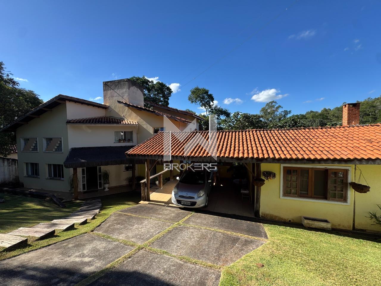 Casa em Condomínio à venda no Parque da Fazenda: Garagem