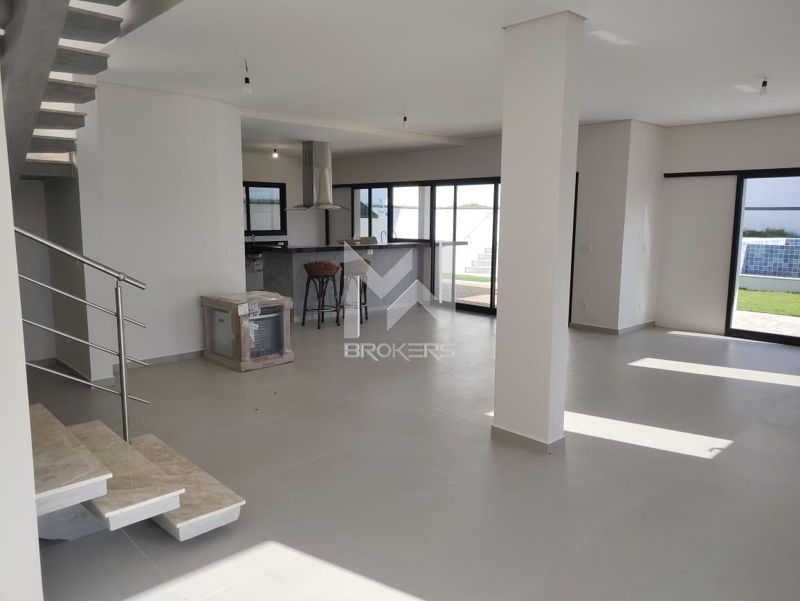 Casa em Condomínio à venda no Santa Isabel: 