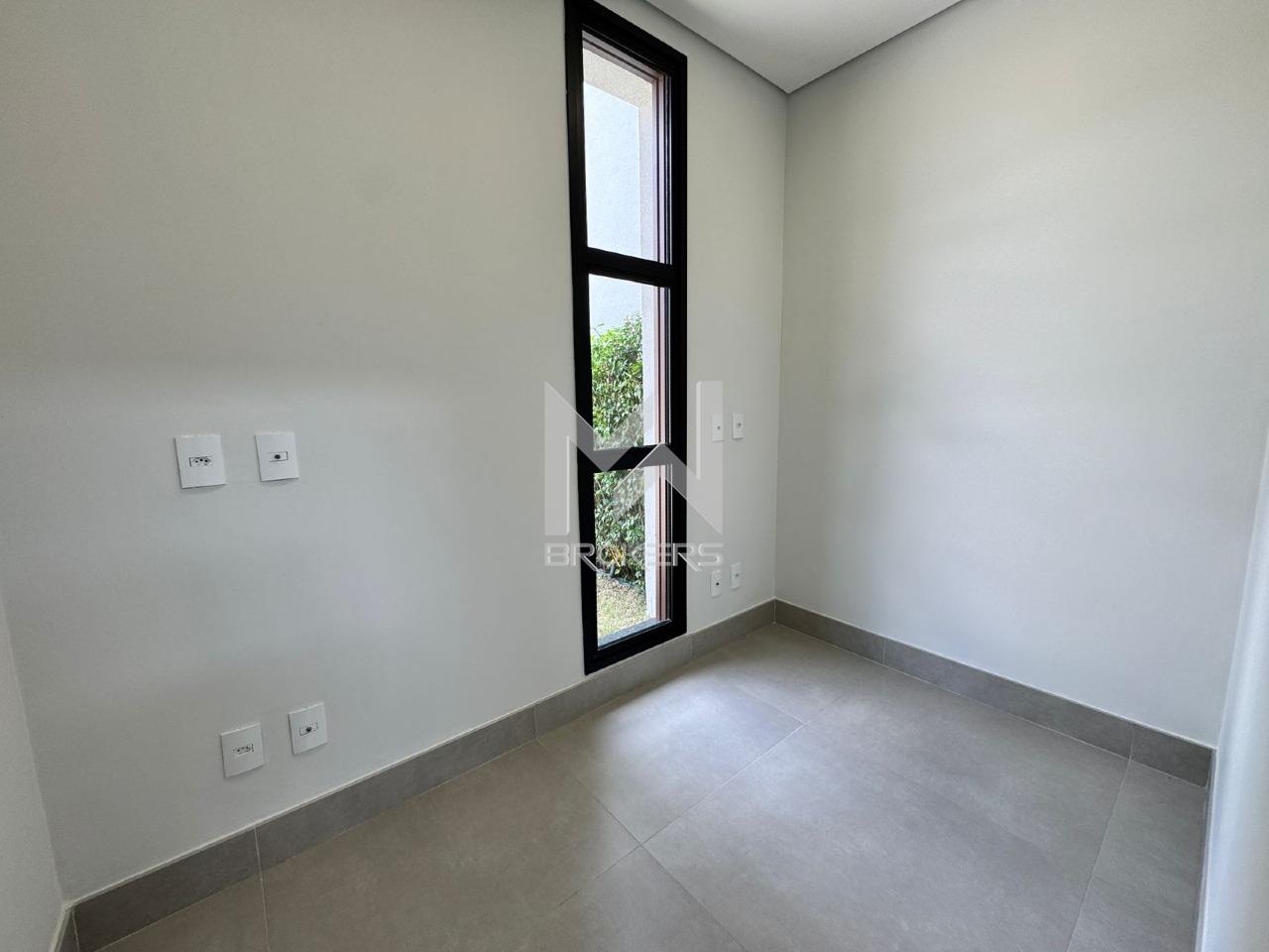 Casa em Condomínio para aluguel no Condomínio Zurich Dorf: escritório