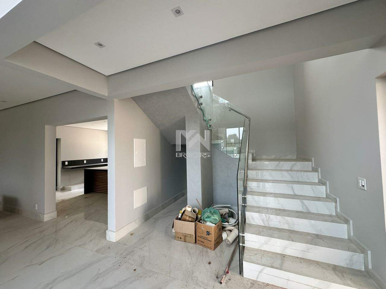 Casa para aluguel no Condomínio Residencial Querência: Hall