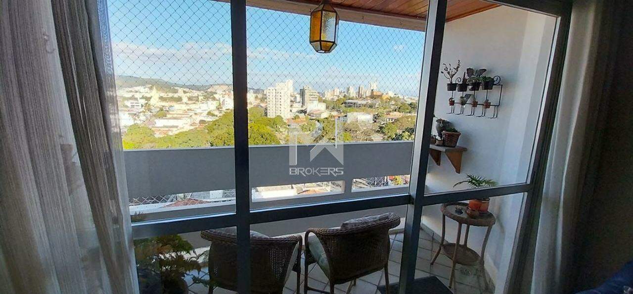 Apartamento Duplex à venda no Vila Embaré: 