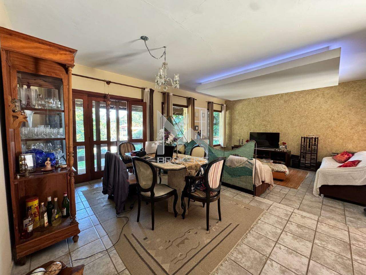 Casa em Condomínio para aluguel no Condomínio Marambaia: Sala de jantar