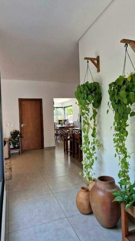 Casa em Condomínio à venda no Condomínio Reserva dos Vinhedos: Entrada