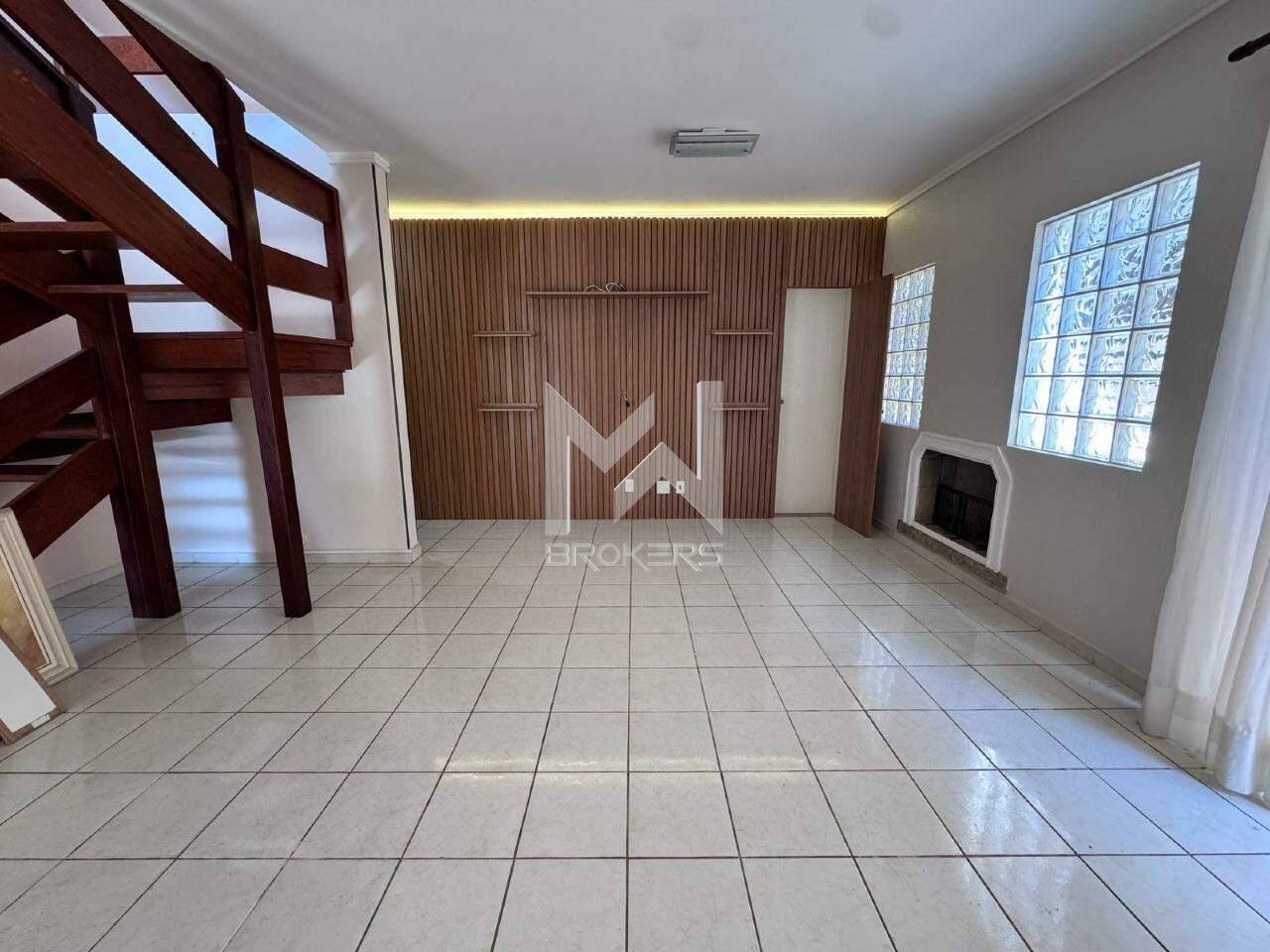 Casa em Condomínio para aluguel no Bosque: Sala