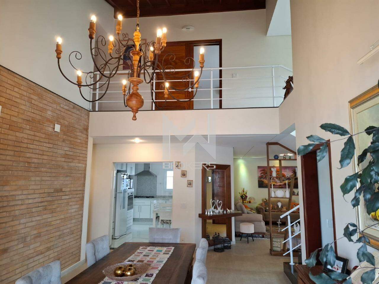 Casa em Condomínio à venda no Condomínio Moinho do Vento: Sala de jantar