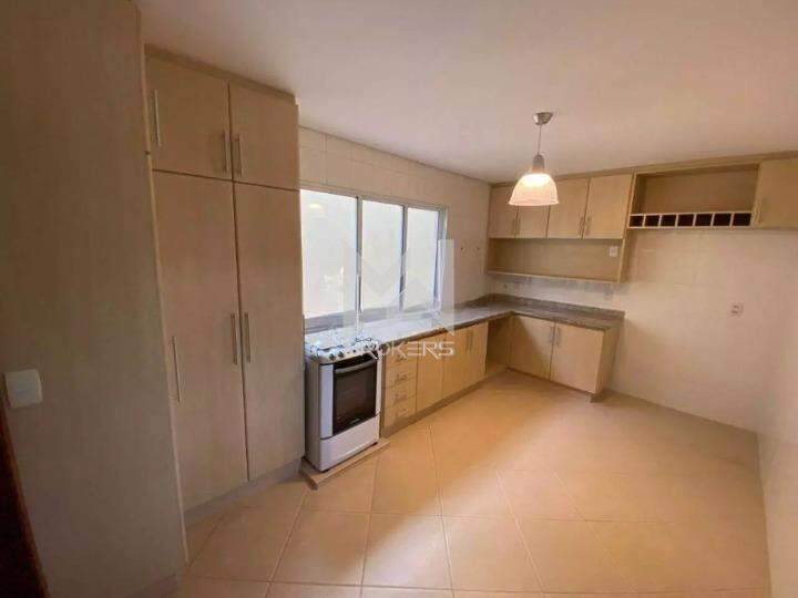 Casa em Condomínio para aluguel no Pinheirinho: 