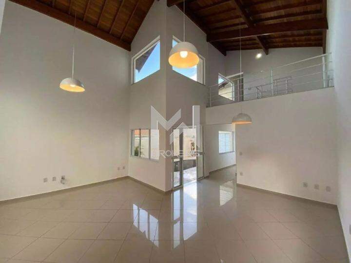 Casa em Condomínio para aluguel no Pinheirinho: 