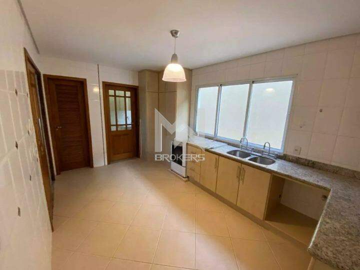 Casa em Condomínio para aluguel no Pinheirinho: 