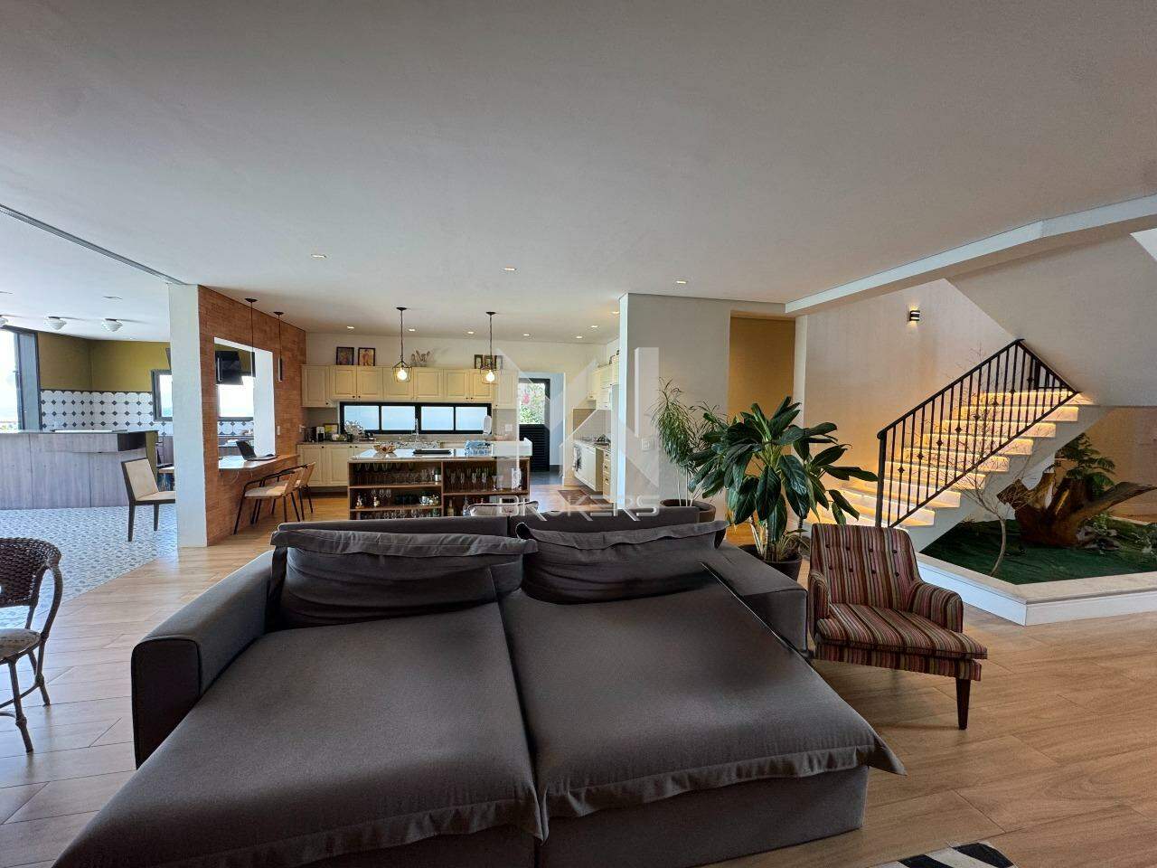Casa em Condomínio à venda no Condomínio Campo de Toscana: Sala de TV