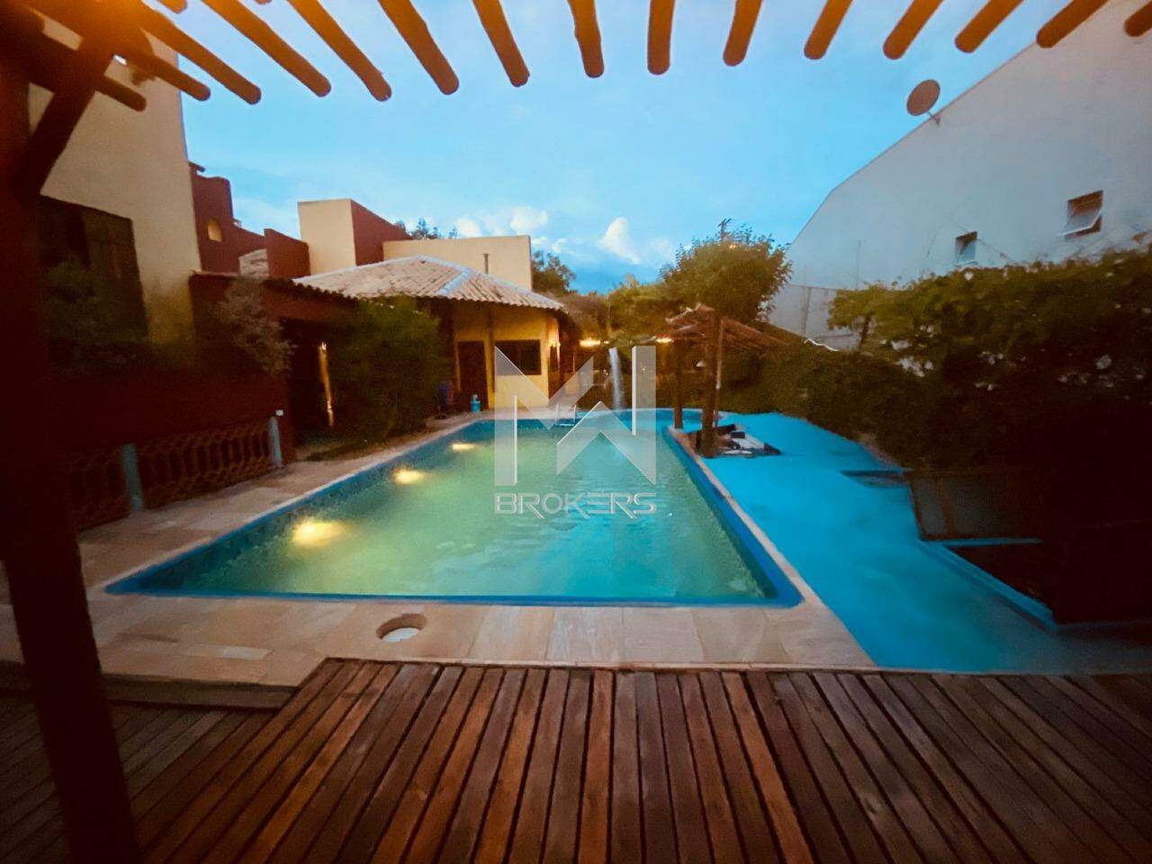 Casa em Condomínio para aluguel no Vista Alegre: piscina