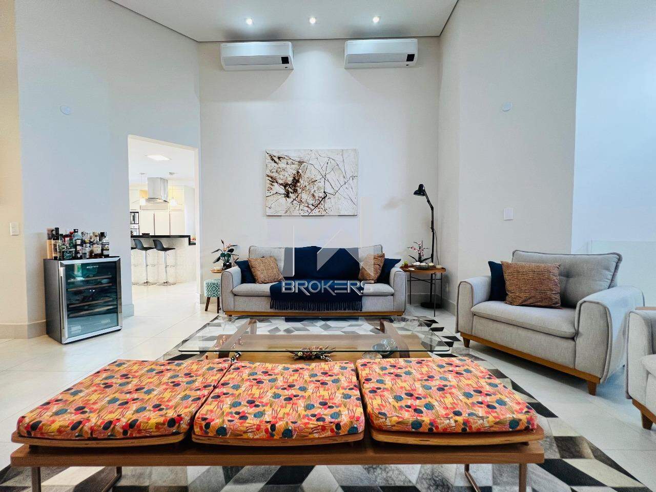 Casa em Condomínio à venda no Centro: Sala de Estar