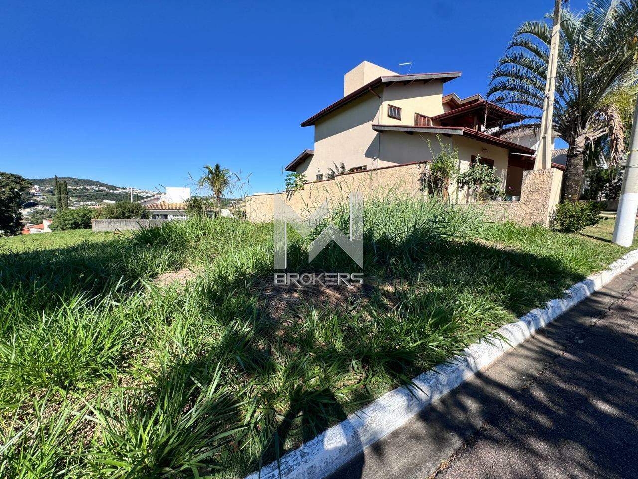 Lote/Terreno à venda no Villaggio Capríccio: Terreno
