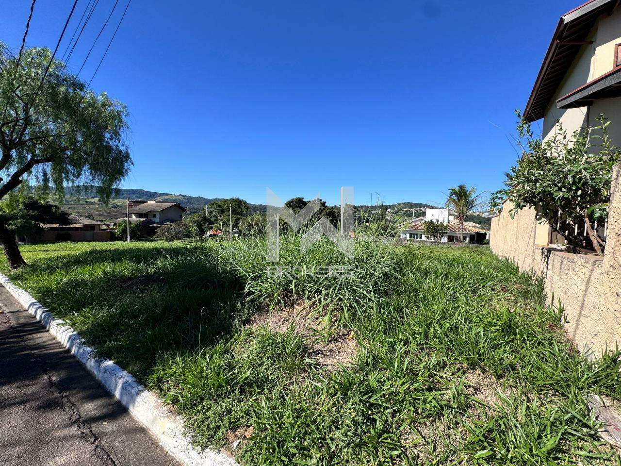 Lote/Terreno à venda no Villaggio Capríccio: Terreno
