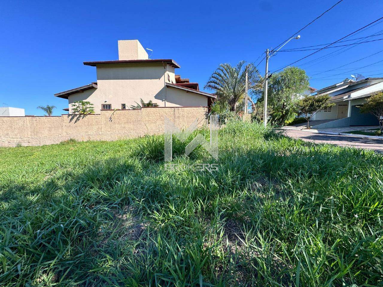 Lote/Terreno à venda no Villaggio Capríccio: Terreno