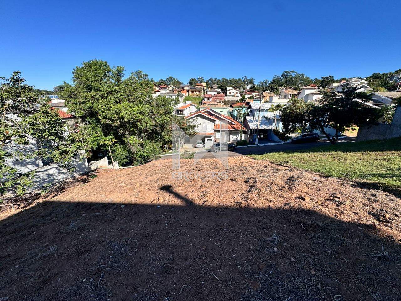 Lote/Terreno à venda no Villaggio Capríccio: Terreno