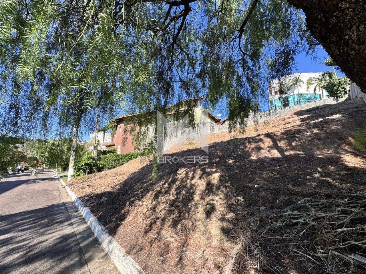 Lote/Terreno à venda no Villaggio Capríccio: Terreno