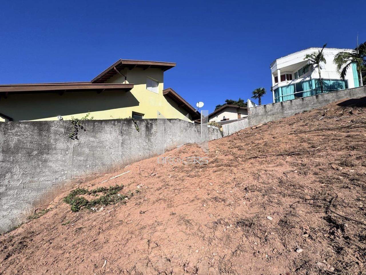 Lote/Terreno à venda no Villaggio Capríccio: Terreno