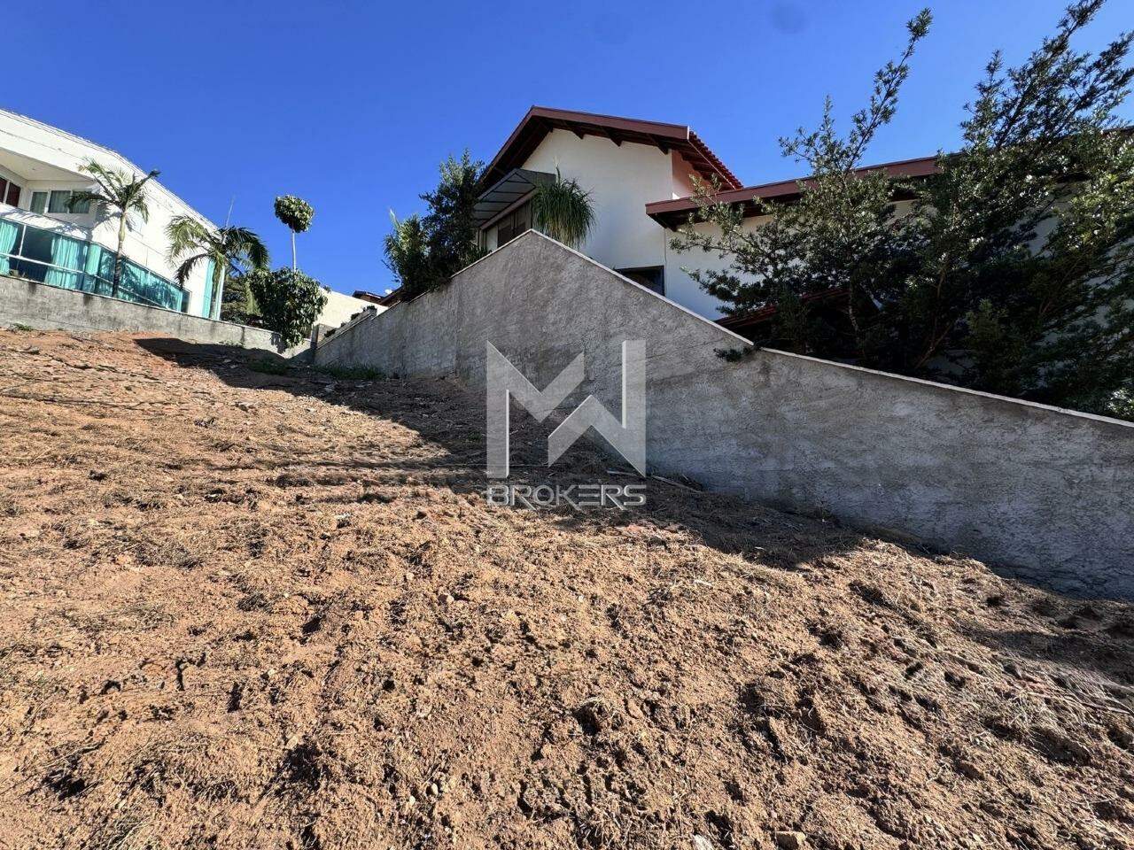 Lote/Terreno à venda no Villaggio Capríccio: Terreno