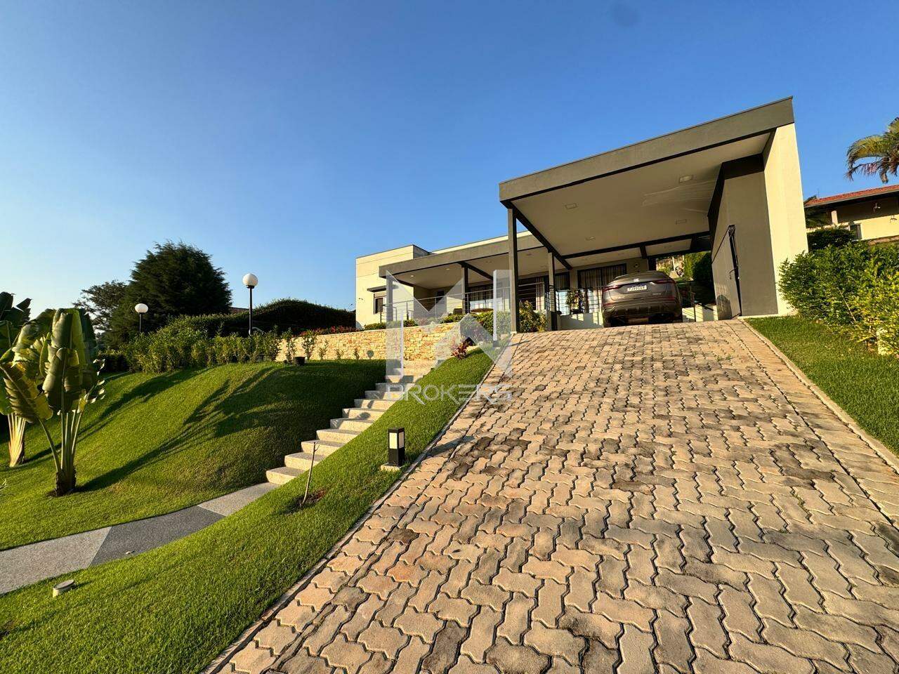 Casa em Condomínio à venda no Condominio Vila Hipica: Fachada