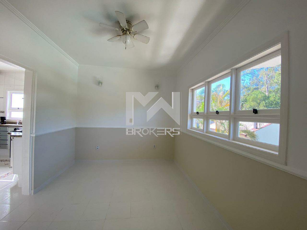 Casa para aluguel no Condomínio Marambaia: sala de almoço
